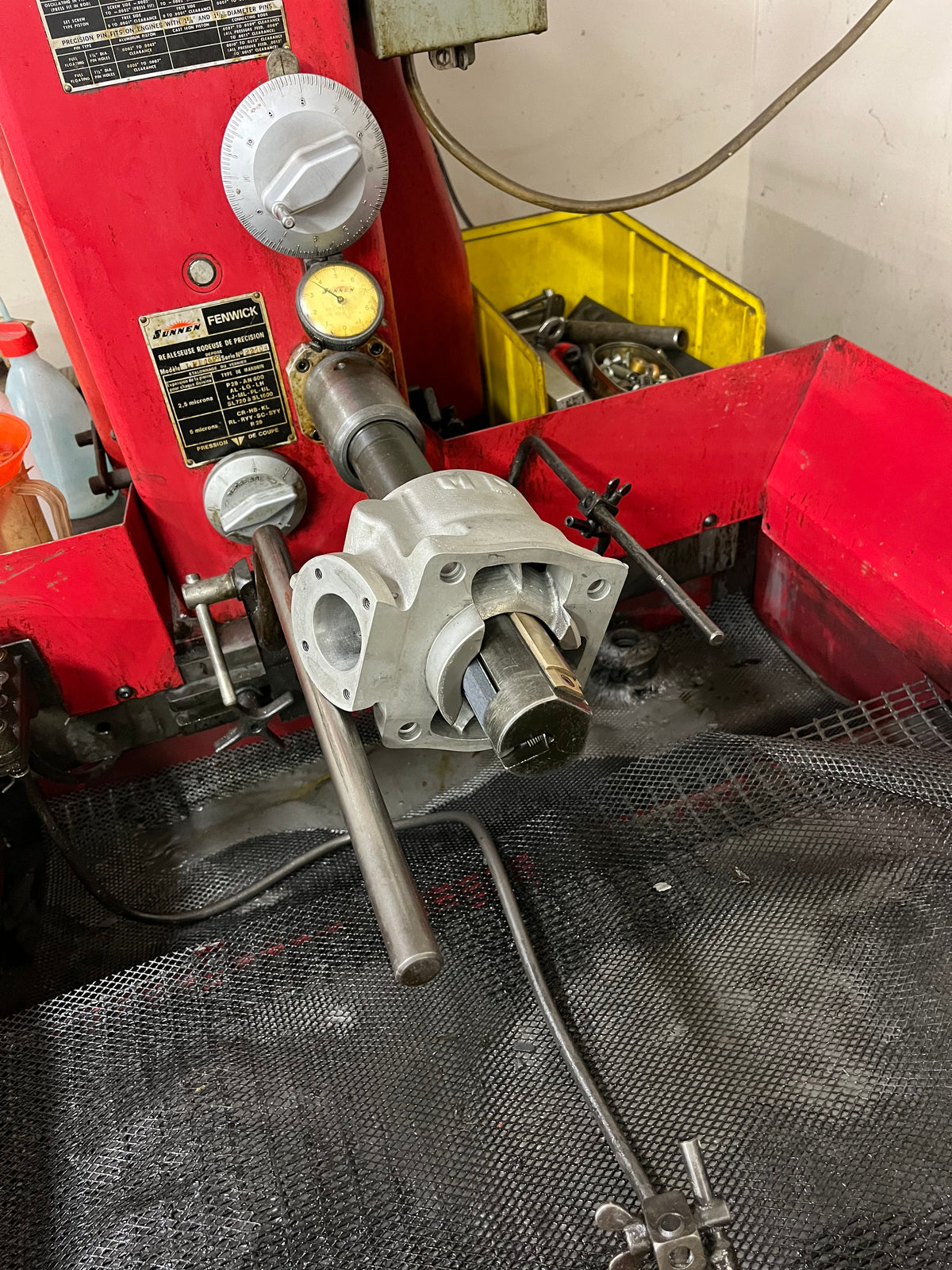 Nikasil cylinder honing