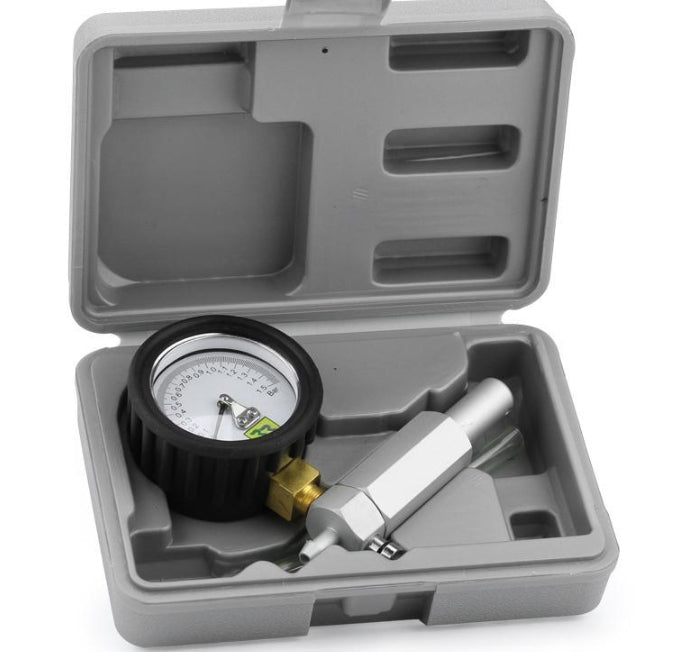 RR carburetor pressure tester